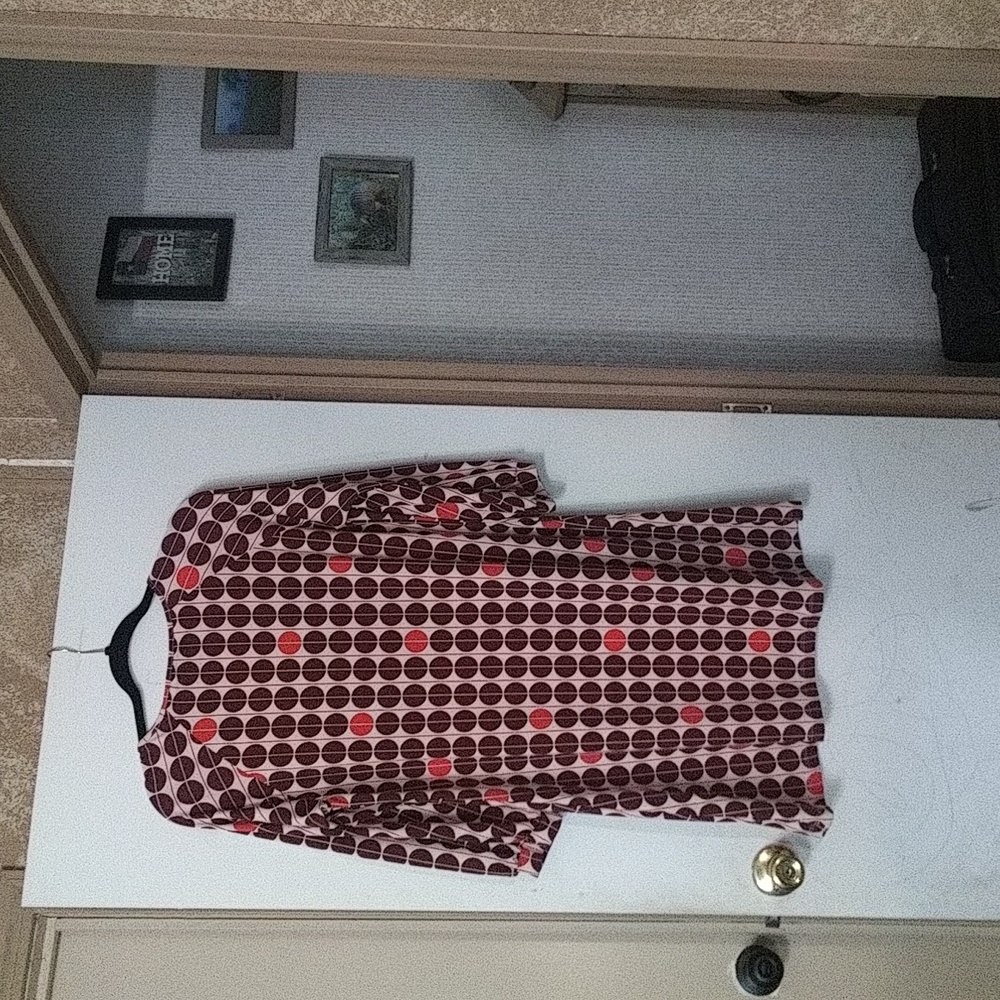 Dress - Picture 2 of 2